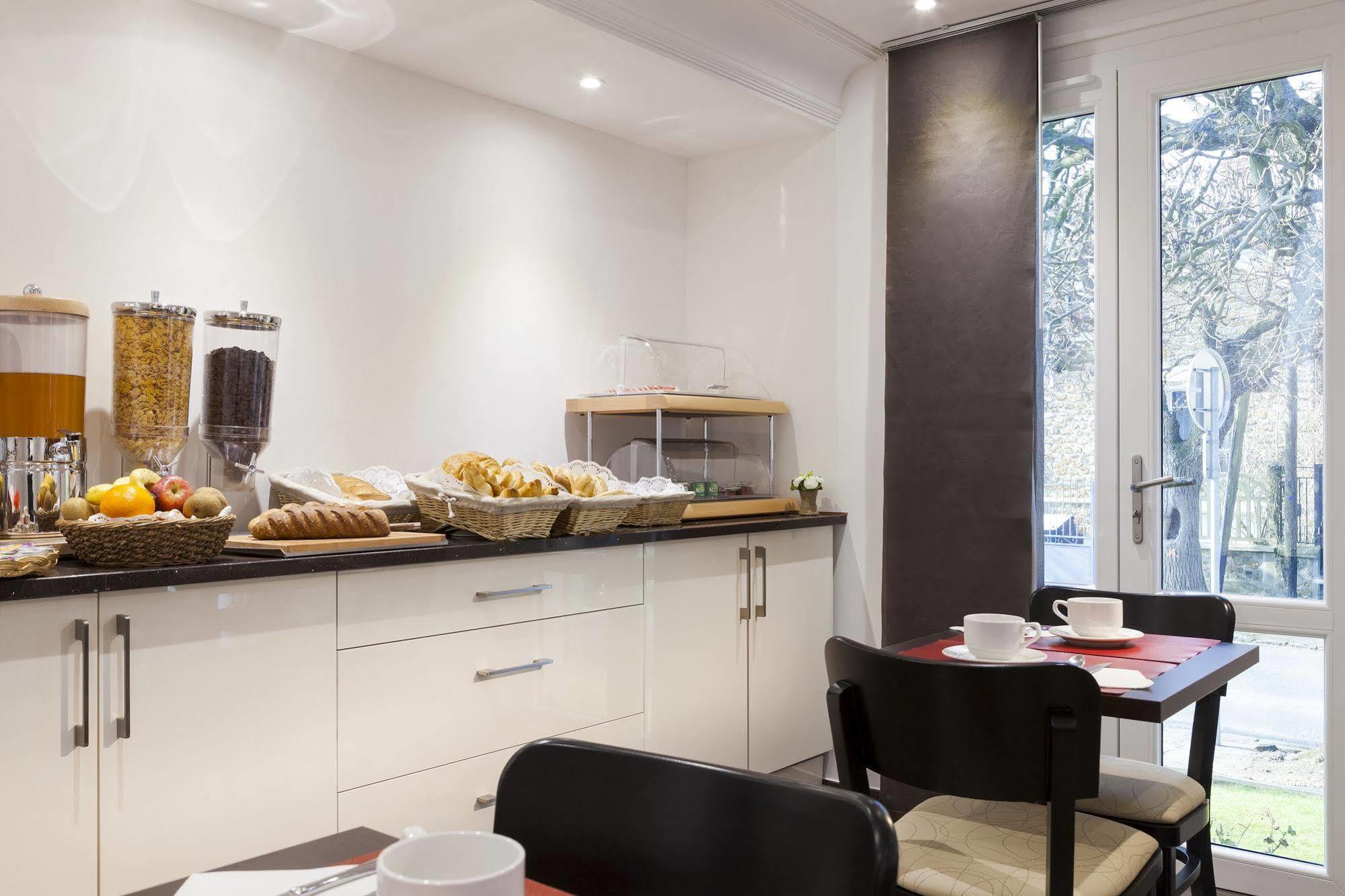 The Originals City, Hotel Paris Sud, Orly-Draveil Екстер'єр фото