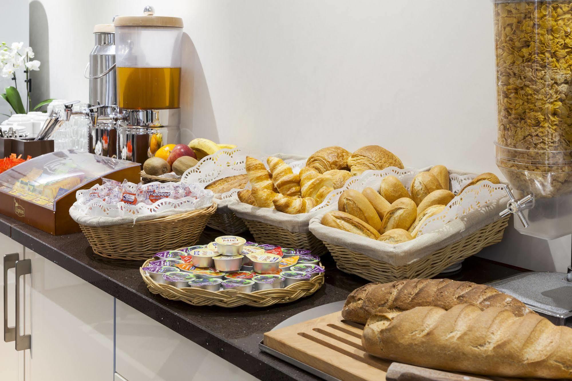 The Originals City, Hotel Paris Sud, Orly-Draveil Екстер'єр фото